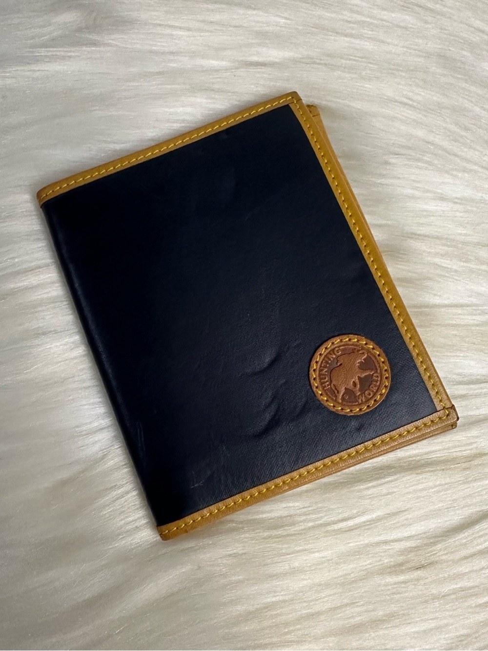HUBTING WORLD Leather Wallet with Contrast Trim - Black & Tan